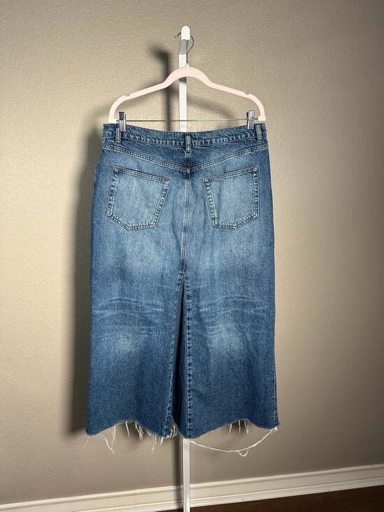 Reformation Tazz Maxi Denim Skirt in Hemlock Blue Size 31 - Picture 4 of 6